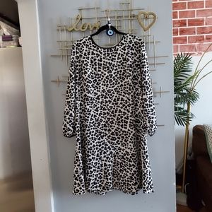 LOFT Beautiful black and white dress.